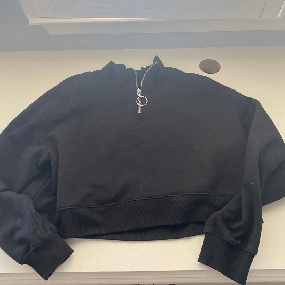 h and m crew neck